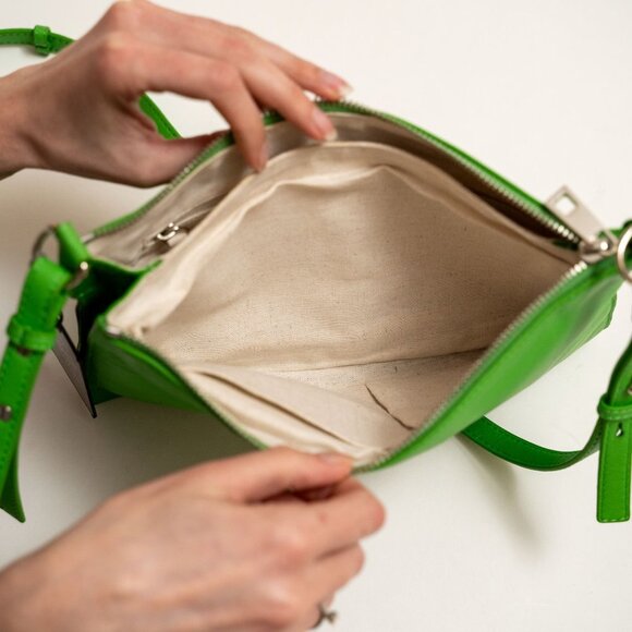 NWT Vince Camuto Green Leather Crossbody Bag - Picture 6 of 14